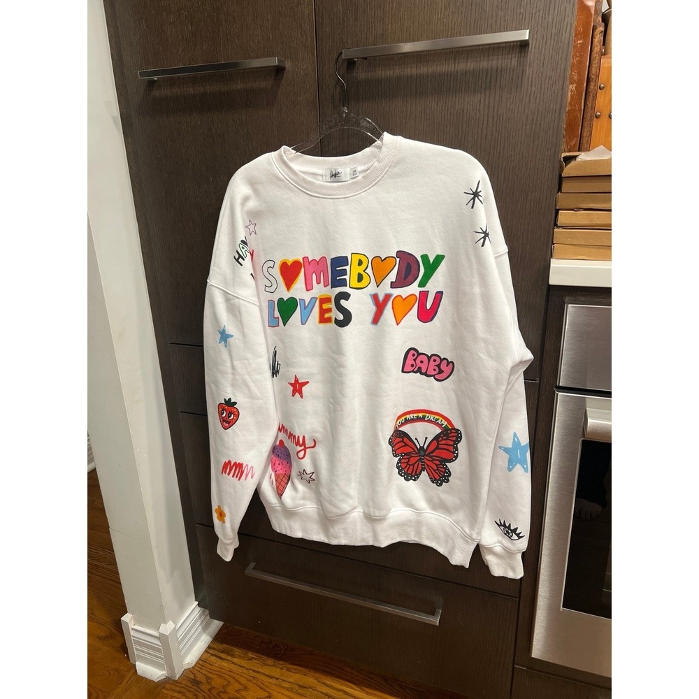 Mayfair Group "Somebody Loves You" crewneck sweatshirt in white one size